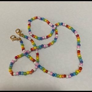 Lanyard holder for facemask